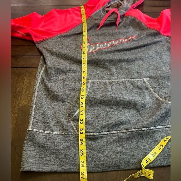 Nike ThermaFit Womens Large Colorful Hoodie - Picture 7 of 7